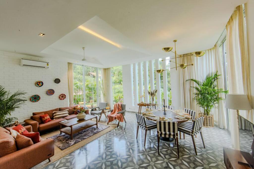 Presidential Luxury Villa Anjuna With Pvt Pool & Bathtub, Most Prime Location Eksteriør billede